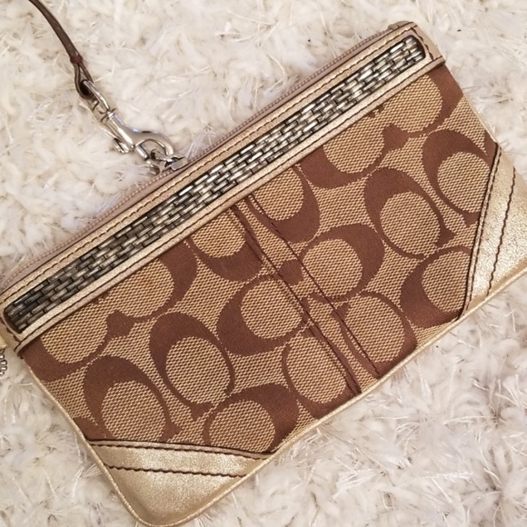 COACH wristlet Gold and Brown - Picture 6 of 6